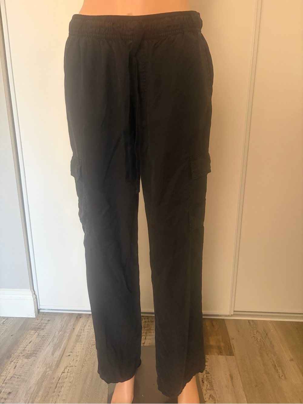 Unisex Black Cargo Pants with Elastic Waistband
